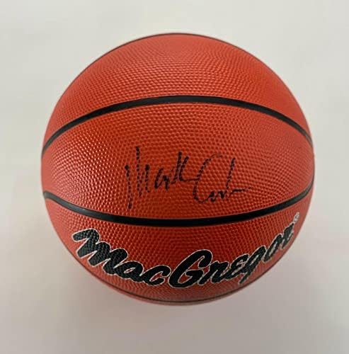 Баскетболна топка с автограф на Марк Кубана в реален размер - Далас Маверикс, Shark Tank - Баскетболни топки с автографи
